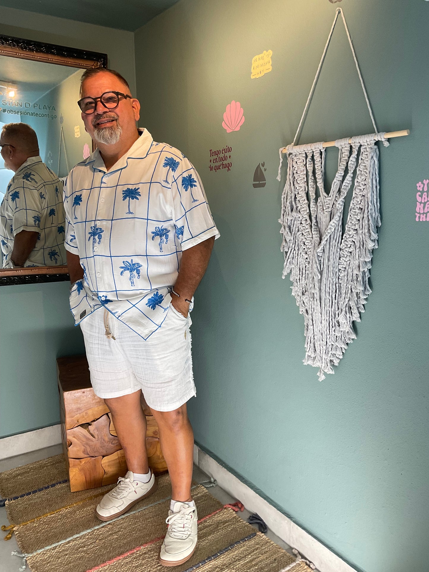 La Republica de Piscinas One Off Button Up