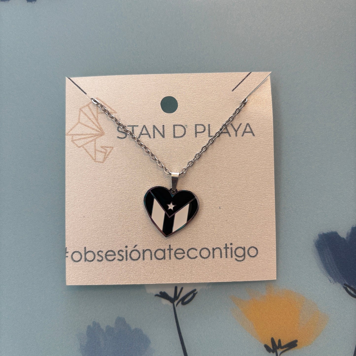 Mi Bonita Bandera PR B&W Necklace