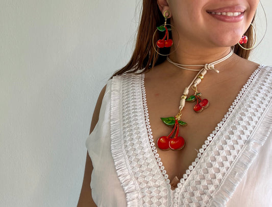 Amor de Cereza Necklace