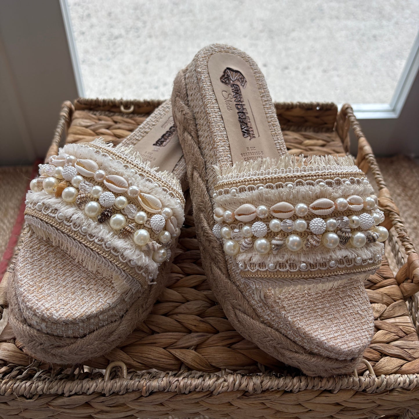 Golden Shore Platforms