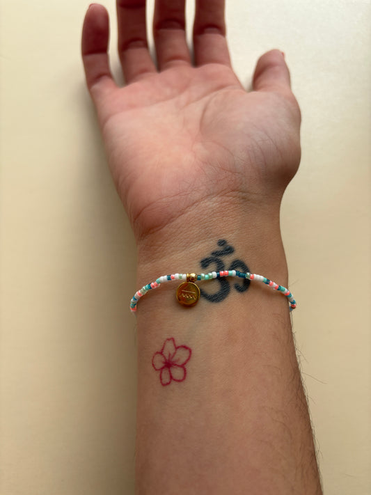 Yaoska Poder Beads Bracelet