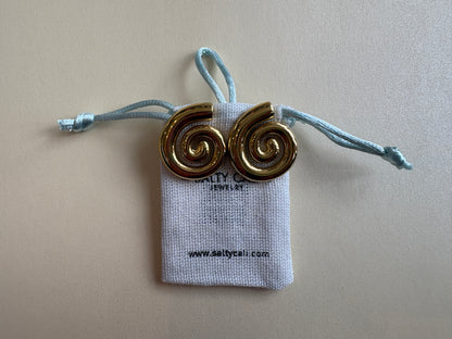 Nautilus Studs