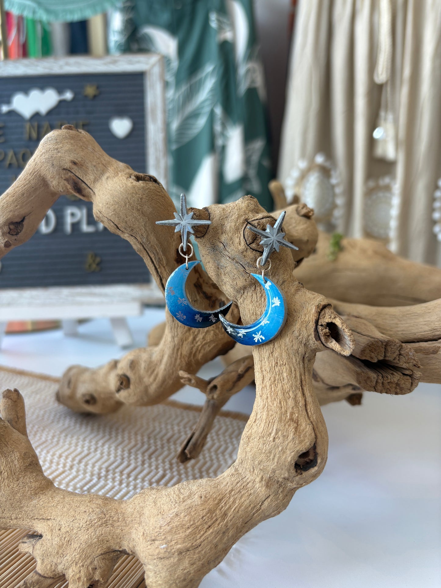 Luna Estrellada Earrings