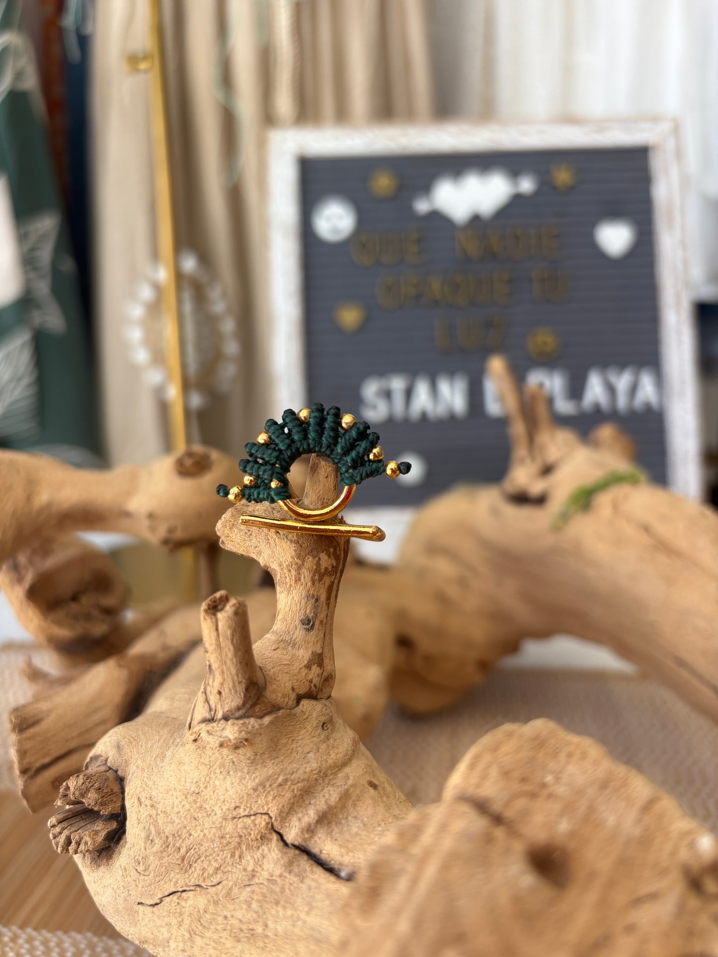 The Circle Ring